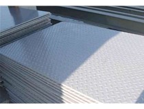 山西鋼板廠家為您介紹：氣泡會影響材質的使用效果還會影響材質的美觀。